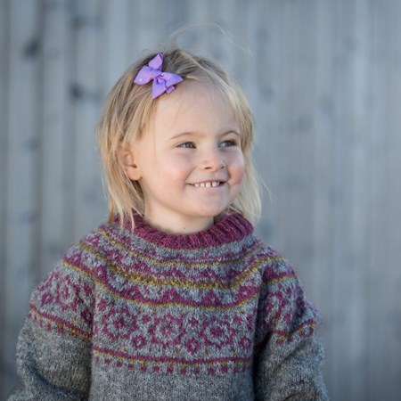 Barnegenser, rosa 2/4 år Redd Barna, garnpakke